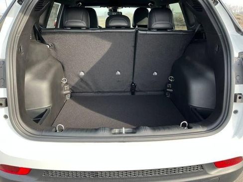 New 2026 Jeep Compass Latitude image 27