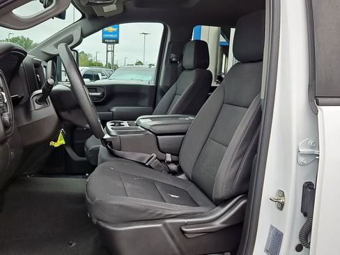 Certified 2023 Chevrolet Silverado 2500 Custom w/ Custom Convenience Package AWD/4WD image 23