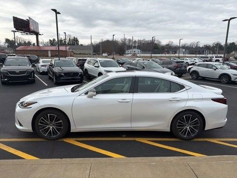 Used 2023 Lexus ES 350 350 w/ Premium Package image 3