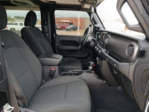 Used 2022 Jeep Wrangler Sport AWD/4WD image 76