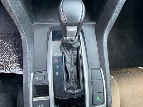 Used 2019 Honda Civic Sport image 27