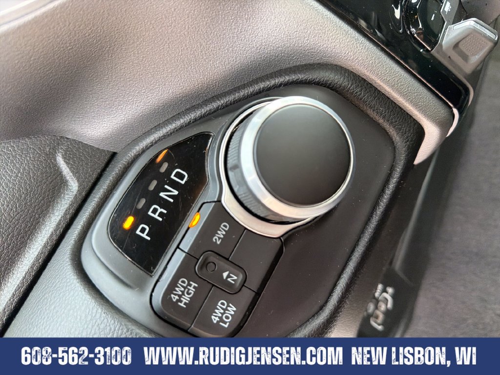 Used 2024 RAM 2500 Big Horn w/ Night Edition AWD/4WD image 23
