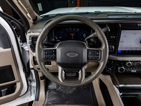 Used 2026 Ford F450 Platinum w/ Platinum Plus Package image 19