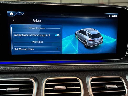 Used 2025 Mercedes-Benz GLE 350 4MATIC image 37