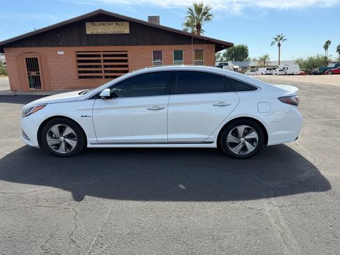 Used 2016 Hyundai Sonata Limited w/ Option Group 02 image 7