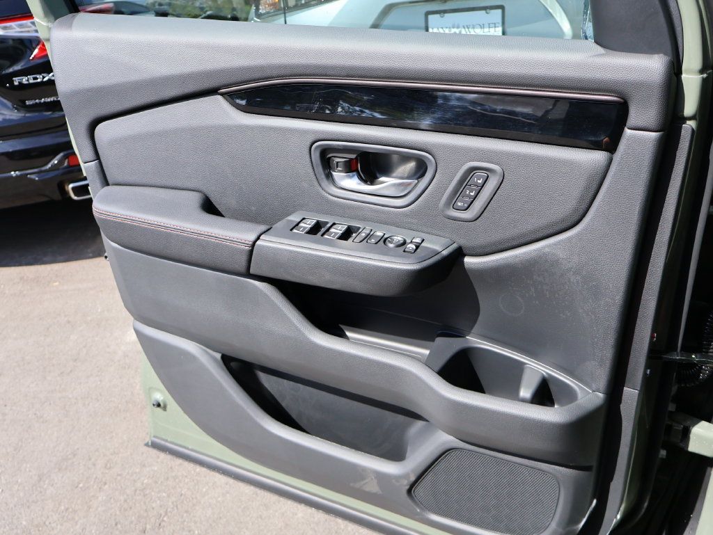New 2026 Honda Pilot TrailSport image 33