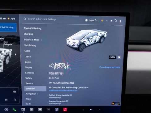 Used 2024 Tesla Cybertruck AWD Crew Cab image 3