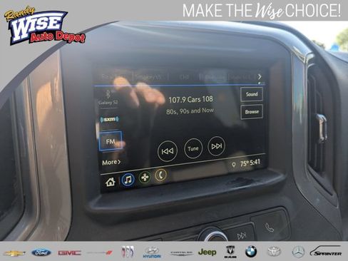 Used 2019 Chevrolet Silverado 1500 Custom w/ Custom Value Package AWD/4WD image 12