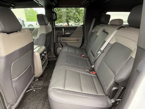 New 2026 GMC Hummer EV SUV image 15