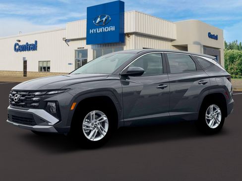 New 2026 Hyundai Tucson SE image 2