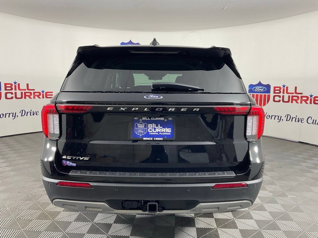 New 2026 Ford Explorer Active w/ Active Comfort Package RWD image 4