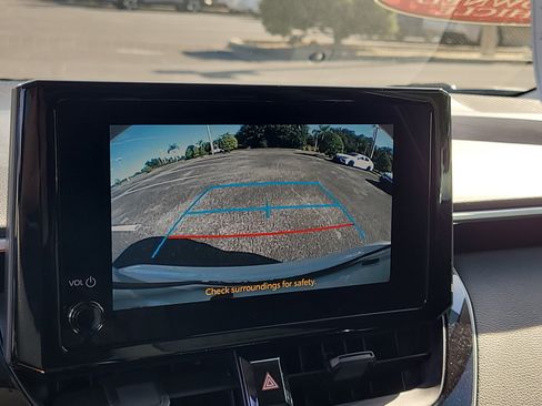 Certified 2025 Toyota Corolla LE image 22