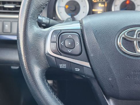 Used 2016 Toyota Camry SE image 33