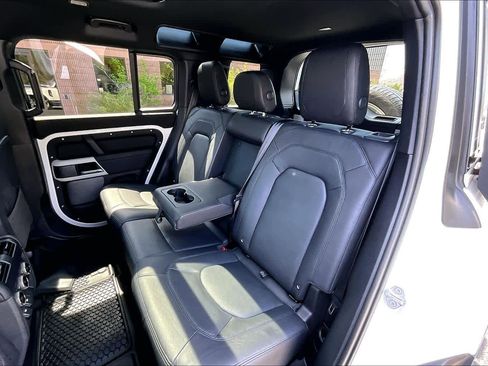 Used 2024 Land Rover Defender 110 S AWD/4WD image 20
