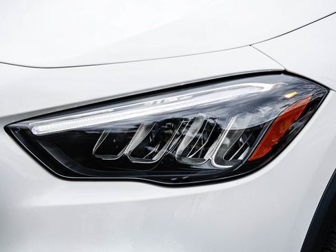 Certified 2025 Mercedes-Benz GLA 250 image 7