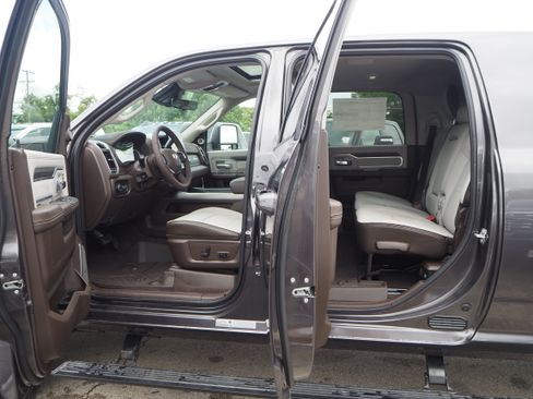 New 2025 RAM 2500 Laramie image 25