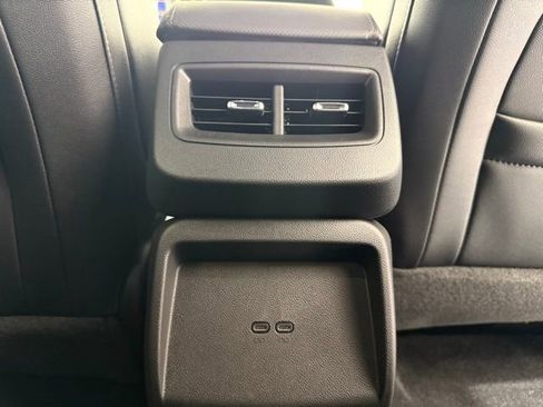 New 2026 Chevrolet Equinox EV LT image 27