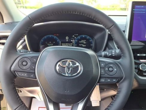 New 2026 Toyota Corolla Cross XLE w/ Convenience Package AWD/4WD image 18
