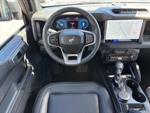 New 2026 Ford Bronco Badlands image 13