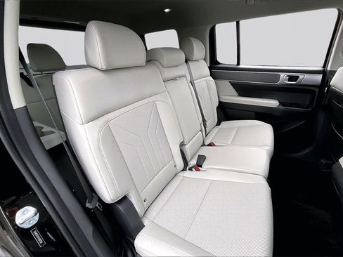 Used 2026 Hyundai Santa Fe SEL image 27