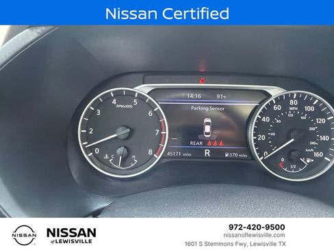 Used 2022 Nissan Sentra SR w/ SR Premium Package FWD image 1