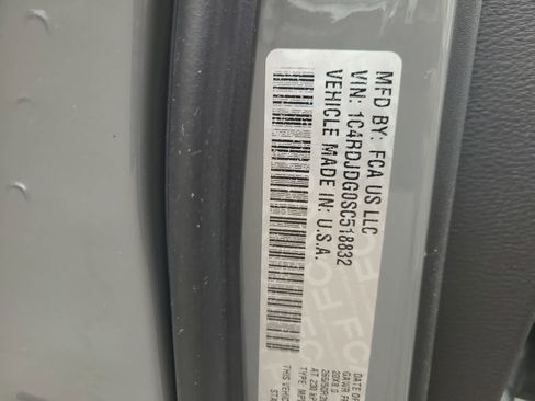 Used 2025 Dodge Durango GT image 29