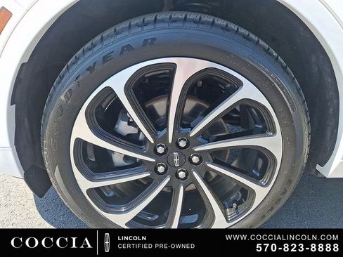 Certified 2024 Lincoln Nautilus Black Label AWD/4WD image 8