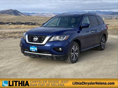 Used 2017 Nissan Pathfinder SV