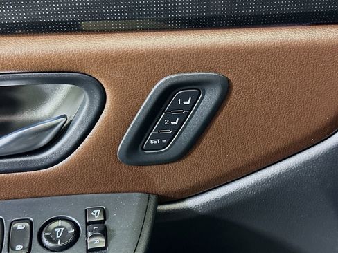 Used 2023 Honda Pilot Elite image 22