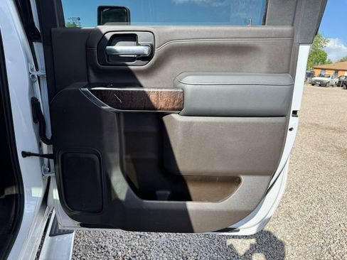 Used 2020 GMC Sierra 3500 Denali w/ Denali Ultimate Package AWD/4WD image 21