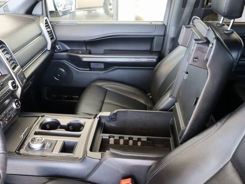 Used 2020 Ford Expedition XLT w/ Equipment Group 202A image 41