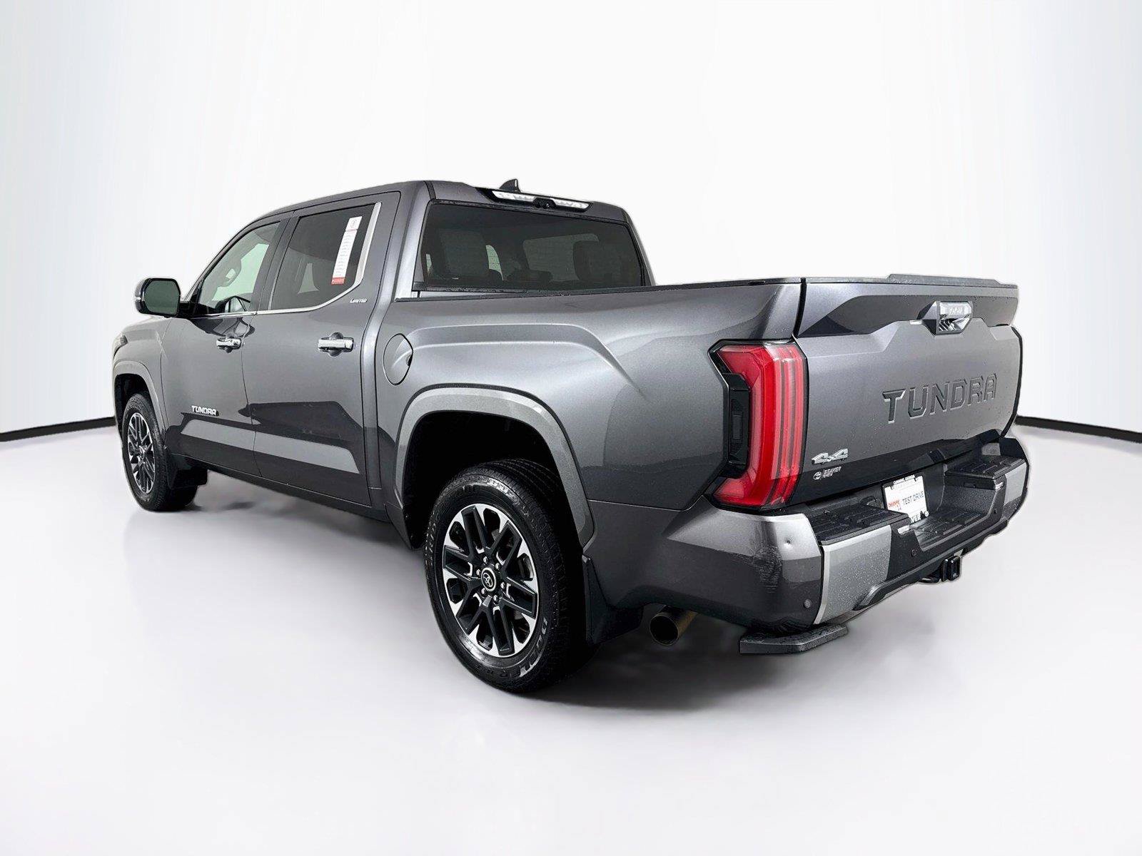 Used 2024 Toyota Tundra Limited AWD/4WD image 14