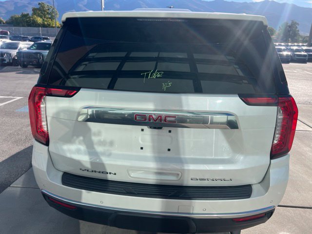 Used 2021 GMC Yukon XL Denali w/ Denali Ultimate Package AWD/4WD image 5