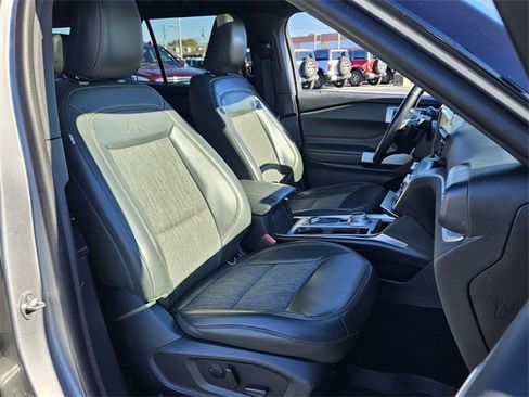 Used 2022 Ford Explorer Timberline image 17