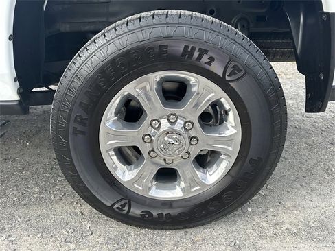 Used 2024 RAM 2500 Big Horn w/ Bed Utility Group image 19