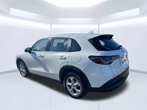 Certified 2024 Honda HR-V LX image 3