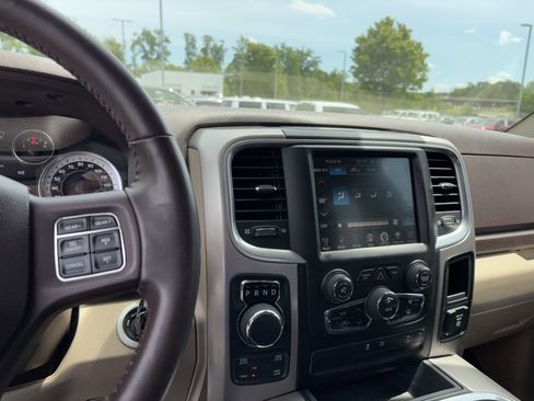 Used 2017 RAM 1500 Big Horn AWD/4WD image 31