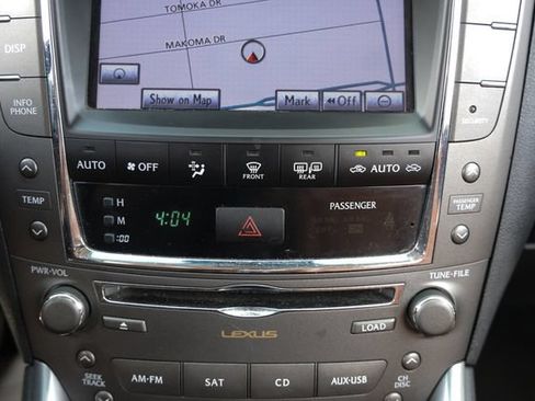 Used 2011 Lexus IS 350C w/ Luxury Pkg RWD image 33