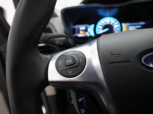 Used 2017 Ford C-MAX Titanium w/ Equipment Group 301A image 18