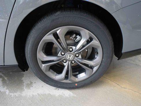 New 2025 Honda Accord EX-L image 28