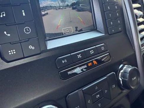 Used 2018 Ford F150 XLT AWD/4WD image 19