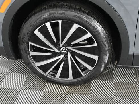 New 2026 Volkswagen ID.4 Pro image 25