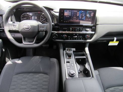 New 2026 Nissan Pathfinder SV AWD/4WD image 15