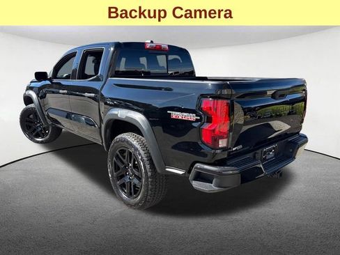 Used 2023 Chevrolet Colorado Trail Boss w/ Advanced Trailering Package AWD/4WD image 10