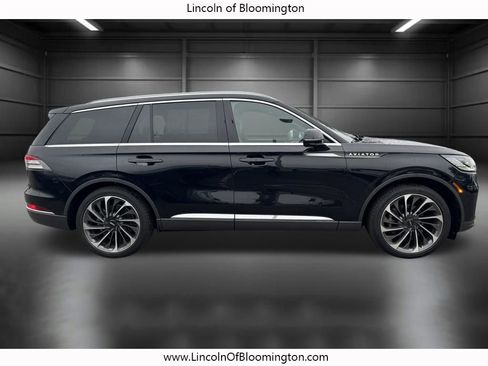 Certified 2025 Lincoln Aviator Reserve w/ Equipment Group 201A image 11