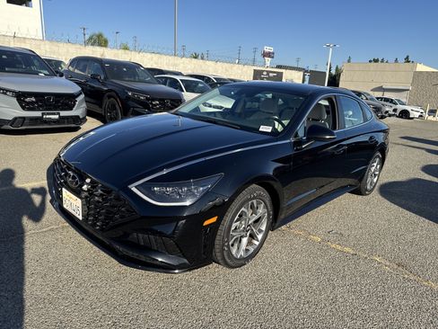 Used 2023 Hyundai Sonata SEL FWD image 8