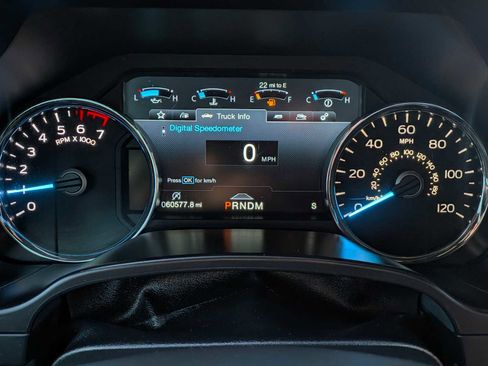 Certified 2020 Ford F150 Platinum w/ FX4 Off-Road Package image 34