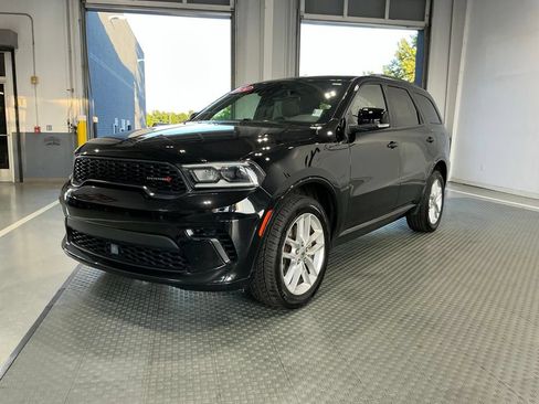 Used 2024 Dodge Durango GT AWD/4WD image 2
