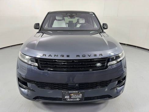 Used 2023 Land Rover Range Rover Sport SE AWD/4WD image 2
