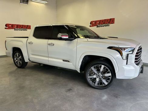Used 2023 Toyota Tundra Capstone AWD/4WD image 2
